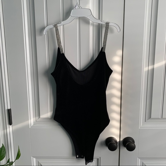 Black Velvet Bodysuit - Picture 2 of 4